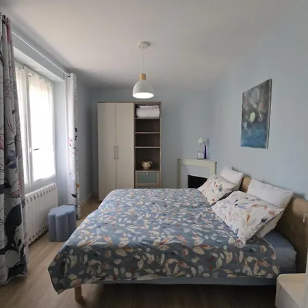 בית נופש Chez Louise *